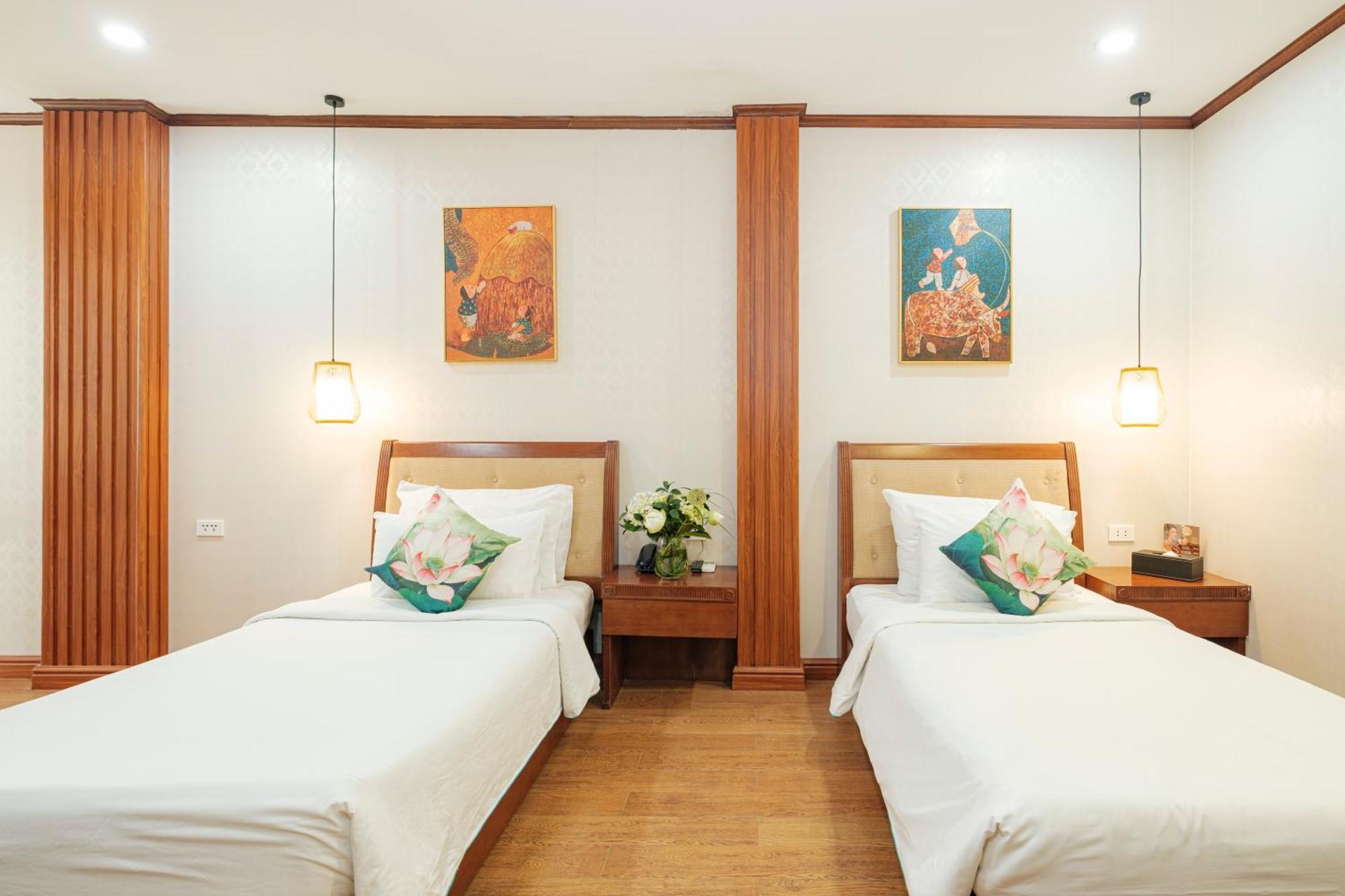 Sunset Westlake Hanoi Hotel Экстерьер фото